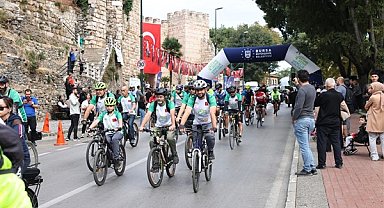 “Tophane-Nilüfer-Mudanya Bisiklet Turu” bisiklet tutkunlarını bir araya getirdi