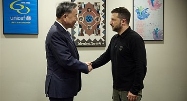 Ukrayna Devlet Başkanı Zelenski, Vietnam Devlet Başkanı To Lam ile görüştü