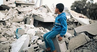 UNRWA: Gazze'deki savaş, çocukların ve gençlerin eğitimini 5 yıla kadar geriye götürecek