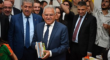 Vali Çiçek ve Başkan Büyükkılıç, ilk ders zilini çaldı