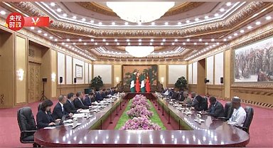 Xi, Nijerya Devlet Başkanı Tinubu ile görüştü