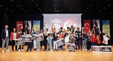 29 Ekim Cumhuriyet Bayramı ve Ata’ya Saygı Kupası Satranç Turnuvası yapıldı