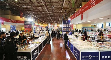 7. Kayseri Kitap Fuarı devam ediyor