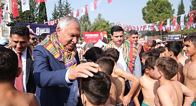 8. Geleneksel İsmet Atlı Karakucak Güreşleri yapıldı