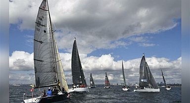 9. Deniz Kızı Kadın Yelken Kupası’nda yüzlerce kadın iyiliğe yelken açtı