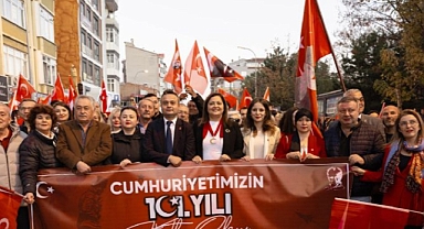  Afyonkarahisar'da Cumhuriyet Coşkusu Zirveye Ulaştı