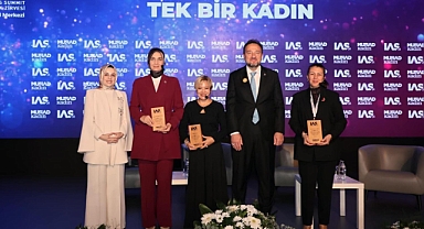 Afyonkarahisar Valisi Kübra Güray Yiğitbaşı, MÜSİAD Kadın’ın Düzenlediği Uluslararası Farkındalık Zirvesi’nde Konuştu