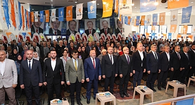 AK Parti Sandıklı 8. Olağan İlçe Kongresi Coşkulu Katılımla Gerçekleşti