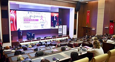 Ankara'da Dünya Meme Sağlığı Günü farkındalık etkinliği düzenlendi