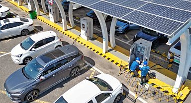 Avrupa Birliği Çin elektrikli araçlarına gümrük vergisi getirilmesini oyladı