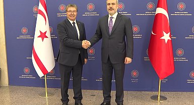Bakan Fidan, KKTC Başbakanı Üstel ile görüştü