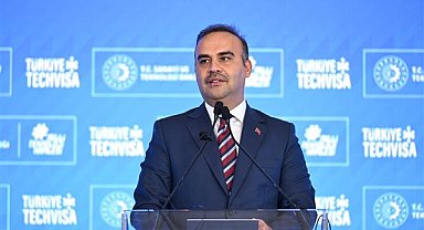 Bakan Kacır, Kırgızistan Dijital Kalkınma Bakanı Kutnaeva ile bir araya geldi
