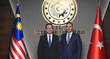 Bakan Kacır, Malezya Bilim, Teknoloji ve İnovasyon Bakanı Kang ile görüştü