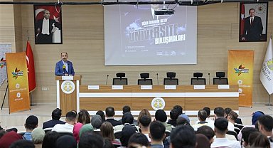 Başkan Altay, Selçuk Üniversitesi öğrencileriyle buluştu