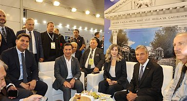 Başkan Aras İstanbul Turizm Fuarı’na katıldı