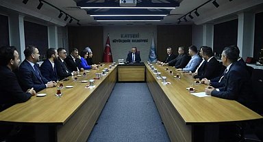 Başkan Büyükkılıç, Mobilyacılar Odası ve e-ticaret platformu temsilcilerini ağırladı