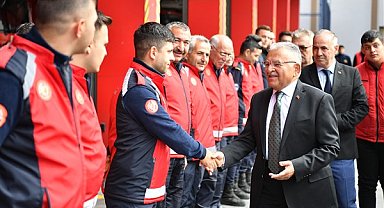 Başkan Büyükkılıç’tan itfaiye personeline ziyaret