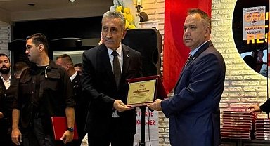 Başkan Şahin, Yılın Belediye Başkanı ödülüne layık görüldü