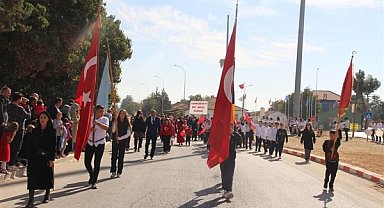 Başkan Uğurlu ve Kaymakam Halis, Cumhuriyet Bayramı törenlerine katıldı