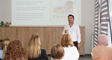 Beylikdüzü’nde “Mükemmeliyetçi Anne Baba Tutumları” adlı seminer gerçekleştirildi