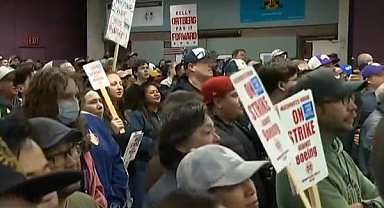 Boeing işçileri ''greve devam'' yönünde oy kullandı