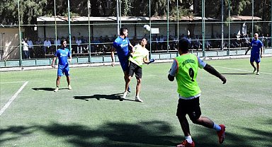 Bornova Belediyesi’nde futbol heyecanı başladı