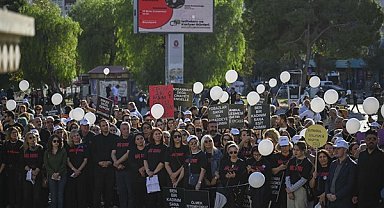 Bornova’da İstanbul Sözleşmesi için yürüyüş yapıldı