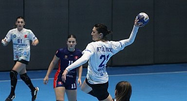 Bursa Büyükşehir Belediyespor, EHF Avrupa Kupası'nda tur atladı