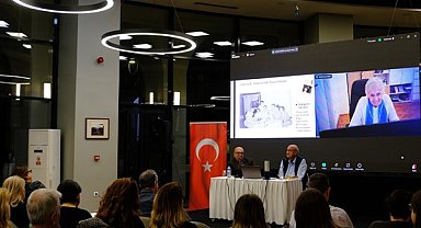 Bursa’da ‘Büyük Tanıklık: Gün Benderli Nazım Hikmet’i Anlatıyor’ programı düzenlendi