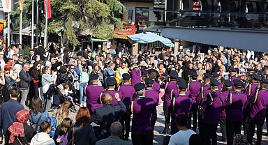 Bursa'da Cumhuriyet Bayramı coşkusu