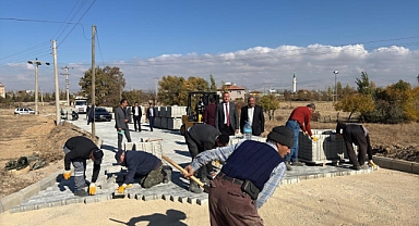 Çay Köprübaşı Mahallesi’nde Parke Taşı Döşeme Çalışmalarında Sona Gelindi