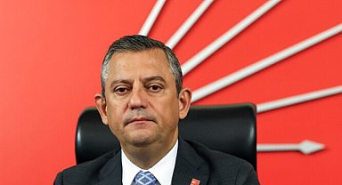 CHP Genel Başkanı Özel, Açık Radyo'yu ziyaret etti
