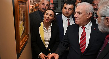 ‘Çok Yaşa Cumhuriyet Sergisi’ ziyarete açıldı