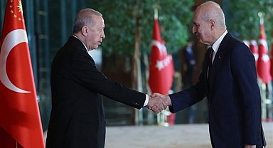 Cumhurbaşkanı Erdoğan, Cumhurbaşkanlığı Külliyesinde tebrikleri kabul etti