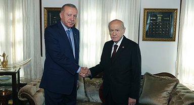 Cumhurbaşkanı Erdoğan, MHP Genel Başkanı Bahçeli'yi evinde ziyaret etti