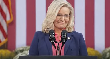Cumhuriyetçi Liz Cheney, seçmenleri Trump'ın