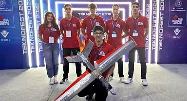 Darüşşafakalı öğrenciler, TEKNOFEST’te Türkiye 1.si oldu