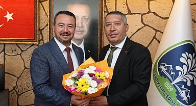 Dinar Belediye Başkanı Topçu’dan Sandıklı Belediye Başkanı Öztaş’a ziyaret