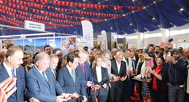 Dinar Belediye Başkanı Veysel Topçu, Isparta II. Turizm ve Gastronomi Fuarı’na Katıldı