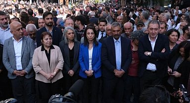 Diyarbakır'da miting gözaltıları sürüyor