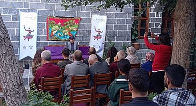 Diyarbakır'da Solo Fest kapsamında Dengbej etkinliği yapıldı