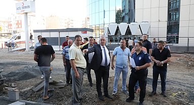 Edremit’te bozulan yolların yüzde 80’ni tamamlandı