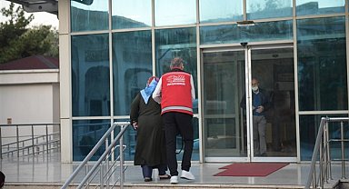 Esenyurt Belediyesi sağlık hizmetlerini sürdürüyor