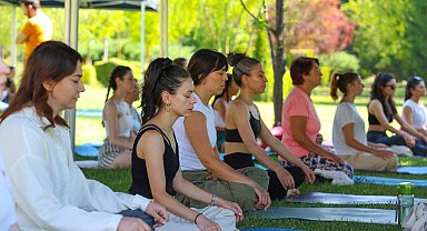 Eskişehir Büyükşehir Belediyesinden yoga eğitimi