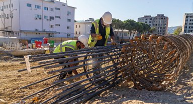 Eşrefpaşa Hastanesi ek bina inşaatı sürüyor