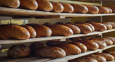 Fahiş fiyatta ekmek satışı yapan işyerlerine idari para cezaları uygulanıyor