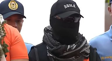 Filipinler'de tarikat papazı hapisten senatör olmak için başvurdu