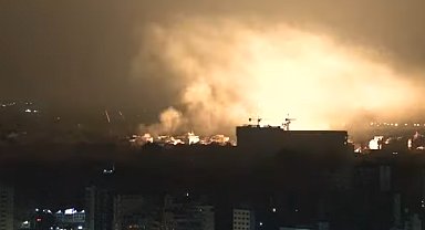 Güney Beyrut'ta bir dizi yüksek sesli patlama bildirildi