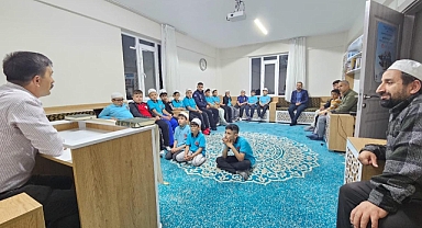 Hafızlık Kurslarında “Bir Konu Bir Konuk” Programı: Kudüs’ün Tarihi Önemi Anlatıldı