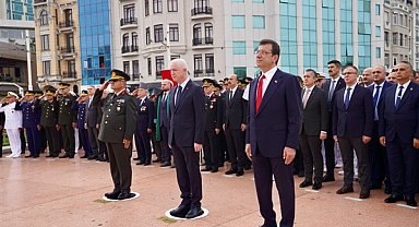 İstanbul’un kurtuluşu, 101’inci yılı Taksim’de kutlandı